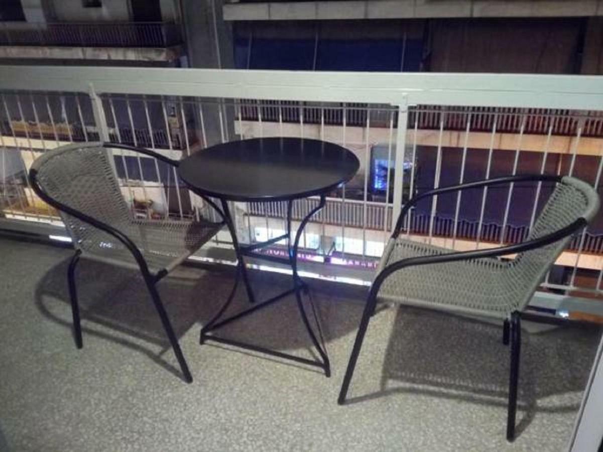 Comfortable Inexpensive Apartmets Near Metro Atene Esterno foto